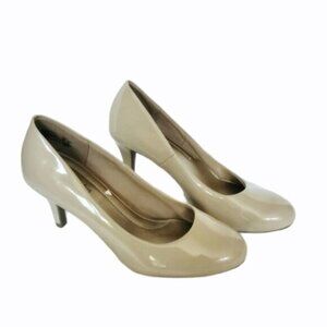 Comfort Plus nude heels pumps size 7